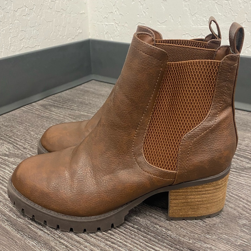 MIA Jonna Chelsea Boots